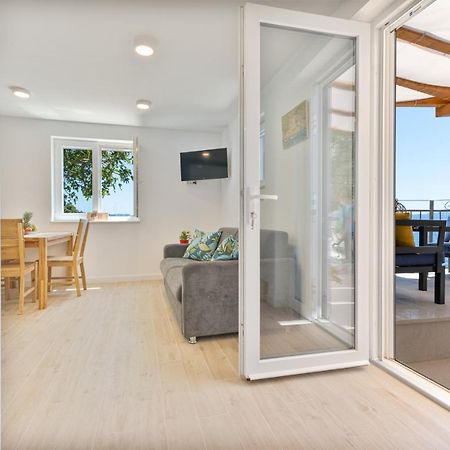 Seaside Cottage Maslina Gdinj エクステリア 写真