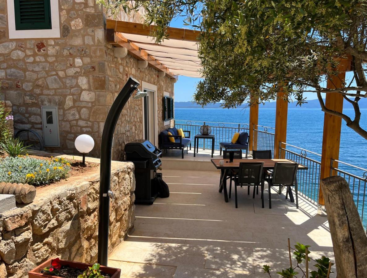 Seaside Cottage Maslina Gdinj エクステリア 写真