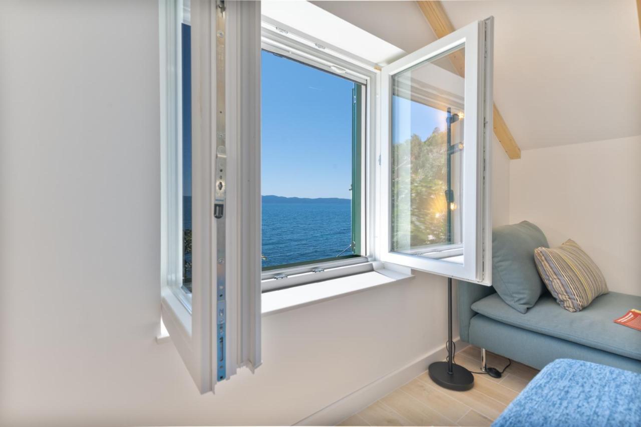 Seaside Cottage Maslina Gdinj エクステリア 写真